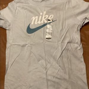Girls large Nike t-shirt